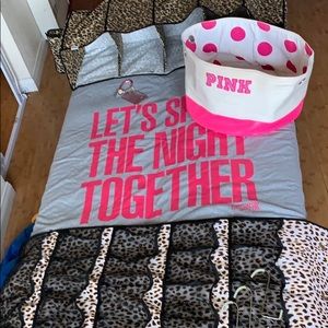 PINK Victoria’s Secret UFT - NOT FOR SALE